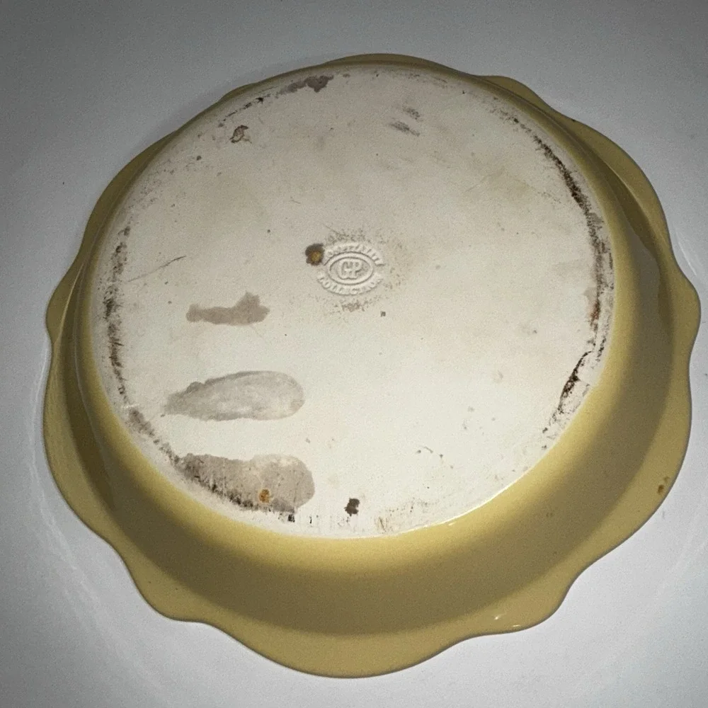 Vintage Yellow Scalloped‎ Pie Dish GP Hospitality Ceramic Farmhouse 10.75